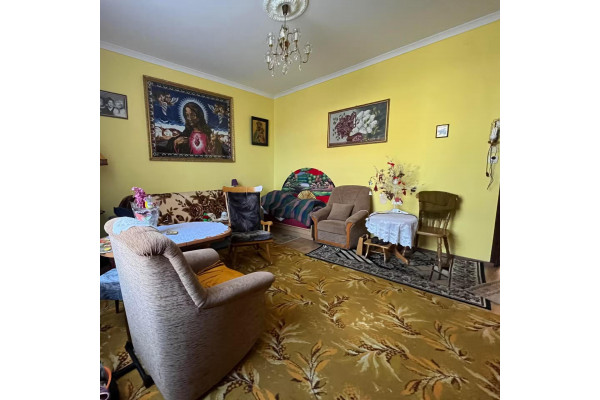 wejherowski, Wejherowo, J. III Sobieskiego, 57 m² w reprezentacyjnej kamienicy przy ul. Sobieskiego – na wynajem